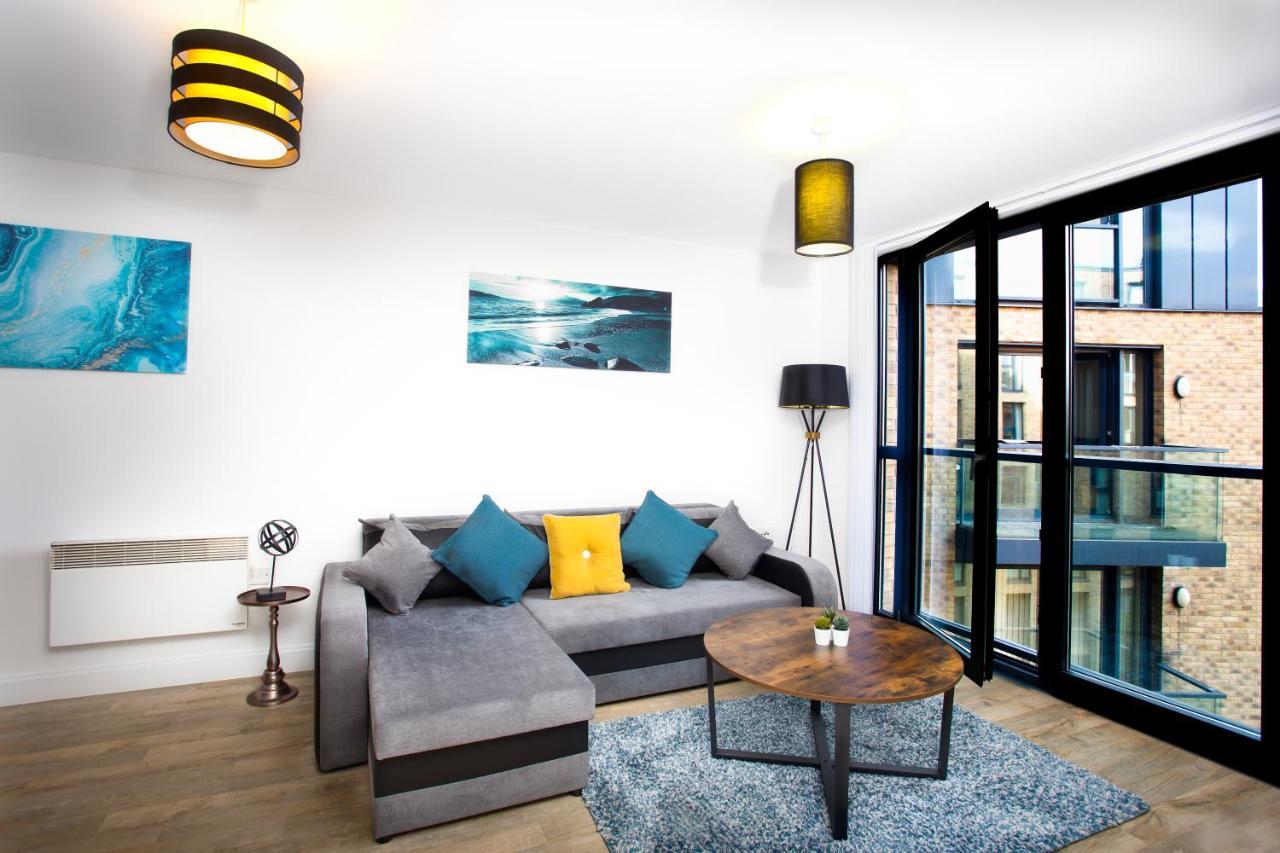 Absolute Stays On Essex - Chinatown - Hippodrome - Alexandra Theatre - Bull Ring - The Rep - B'Ham Intl Airport - Free Wifi - Free Parking - Contractors - Corporates Birmingham Exterior foto